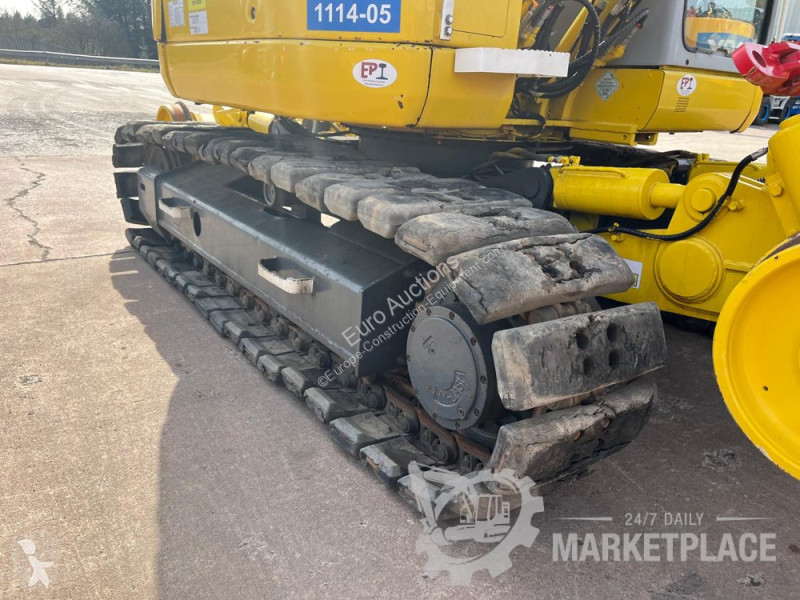 Екскаватор Komatsu 138US2
