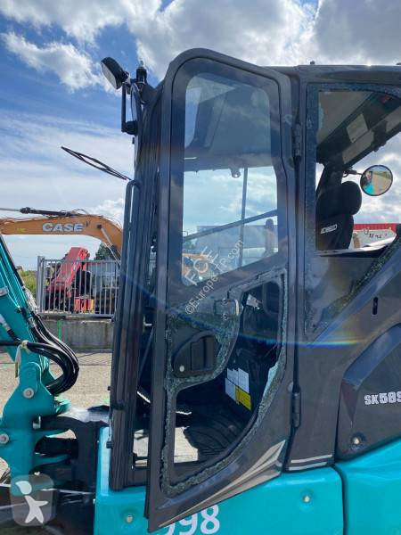 Rýpadlo Kobelco SK58/SRX-7 1er Main endommagée