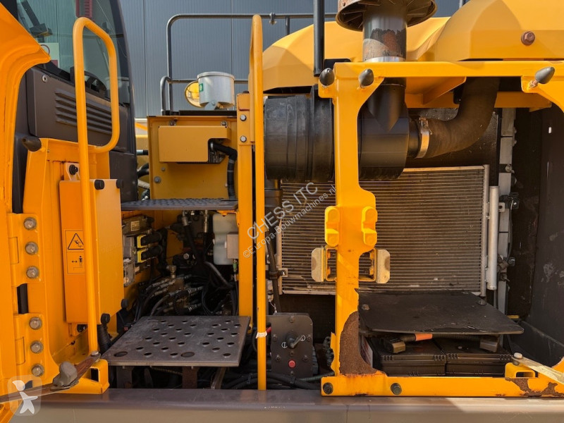 جرافة Volvo 160 D Long Reach - 180 - 220 - 140
