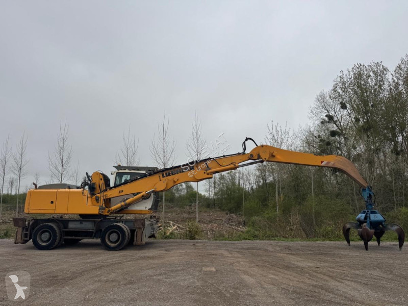 جرافة Liebherr A904C