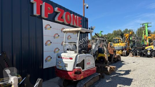 جرافة Takeuchi tb225 voies variables à 23 900 € ht