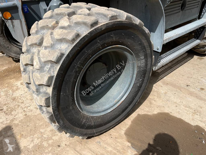 Rýpadlo Liebherr - Blade / Auto Greasing /...