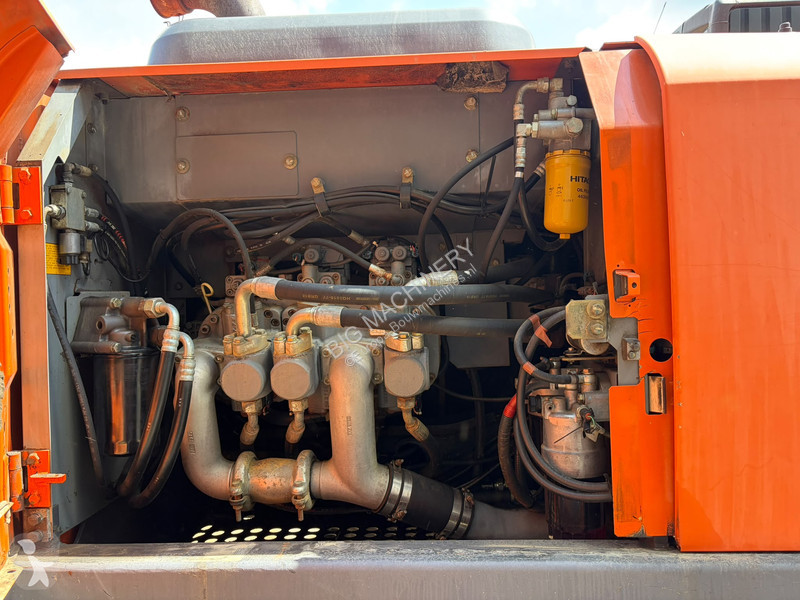 Rýpadlo Hitachi 5B