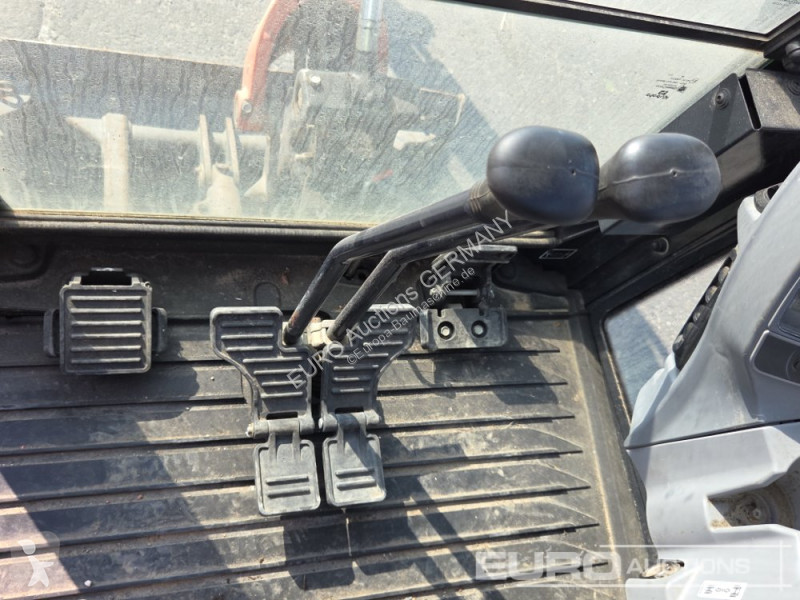 جرافة Kubota