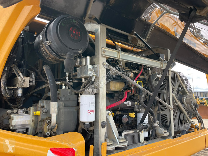 جرافة Liebherr R914 Compact