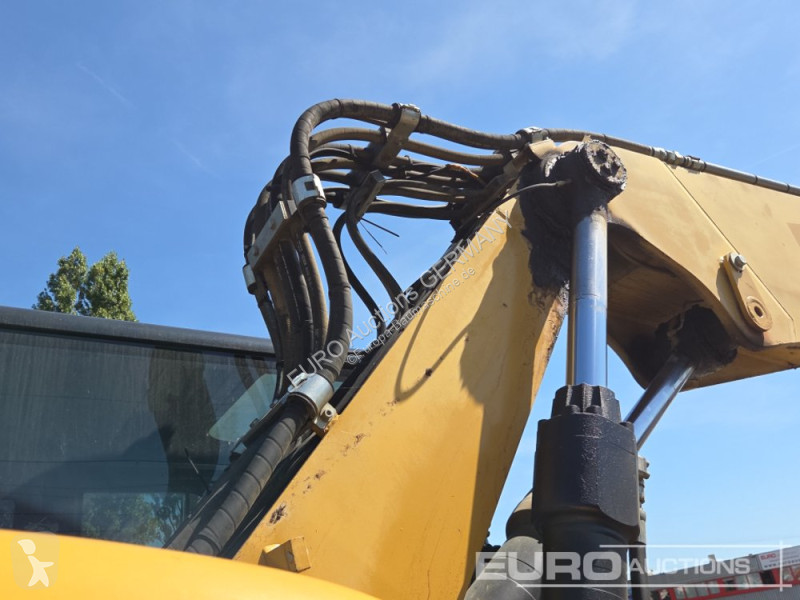 جرافة Caterpillar D