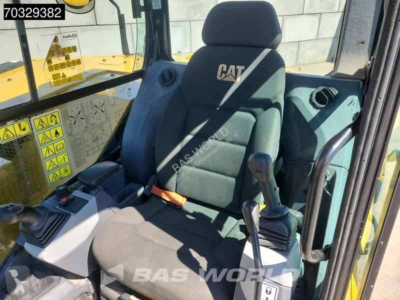 Lopatový nakládač Caterpillar CR