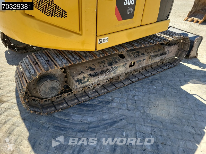 Lopatový nakládač Caterpillar CR