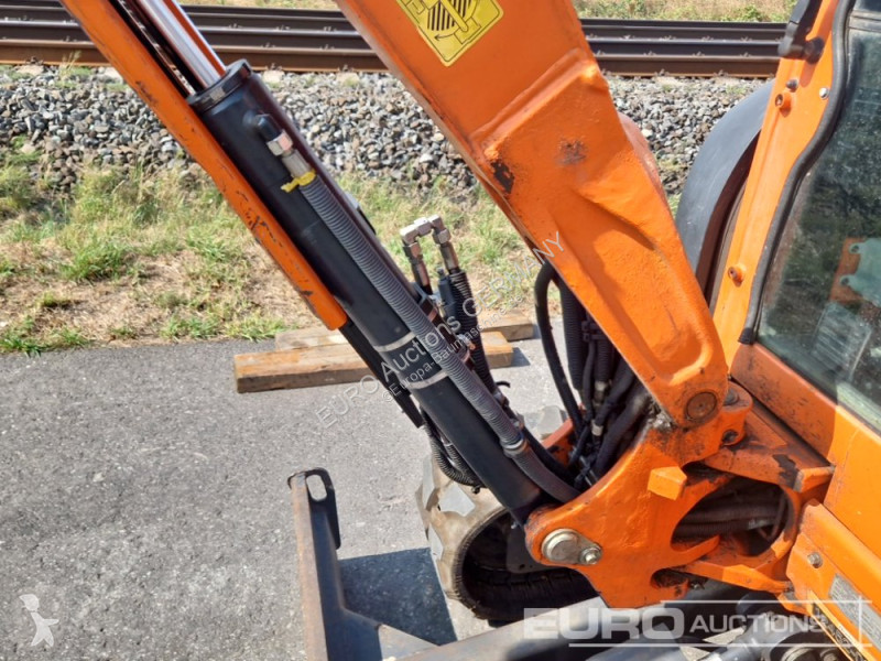 Багер Kubota U274