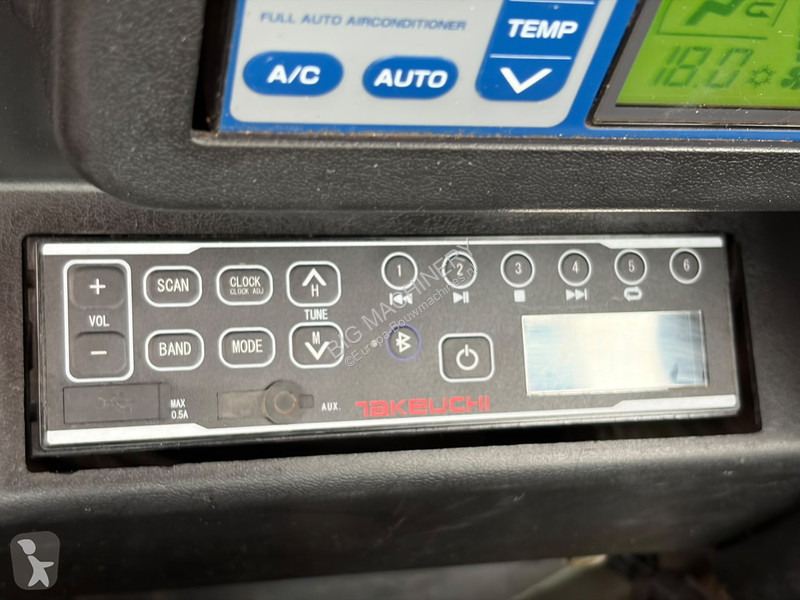 Excavadora Takeuchi TB295W-1