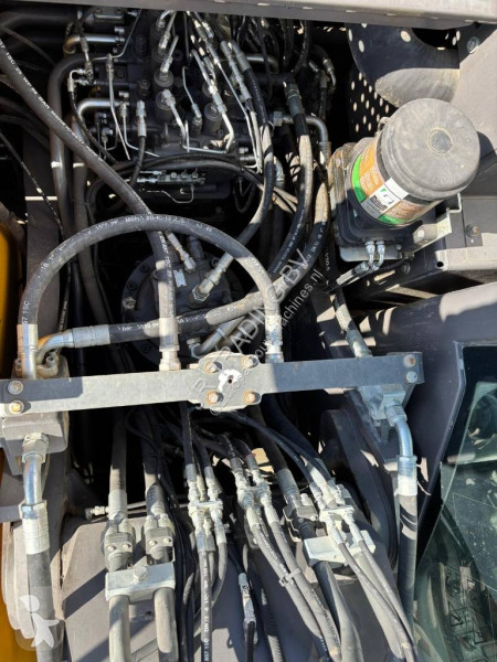 Excavadora Volvo 250 ENL (Two Buckets)