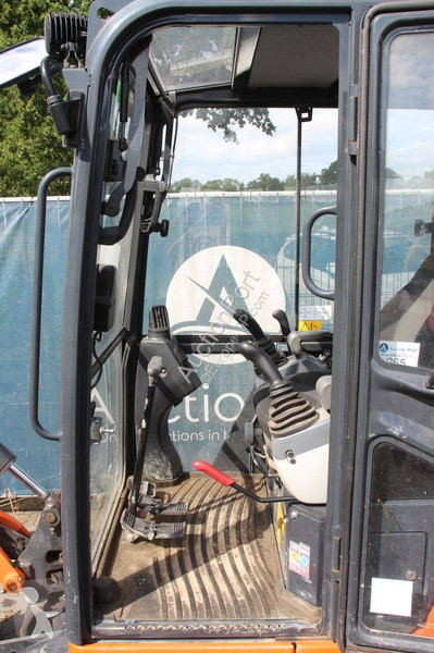 Pelle Hitachi Zaxis ZX19-5CR