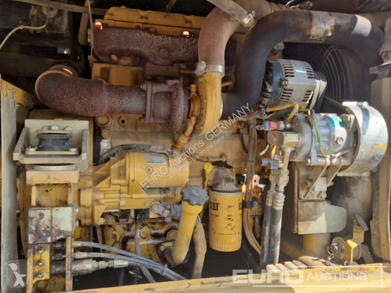Excavadora Caterpillar C
