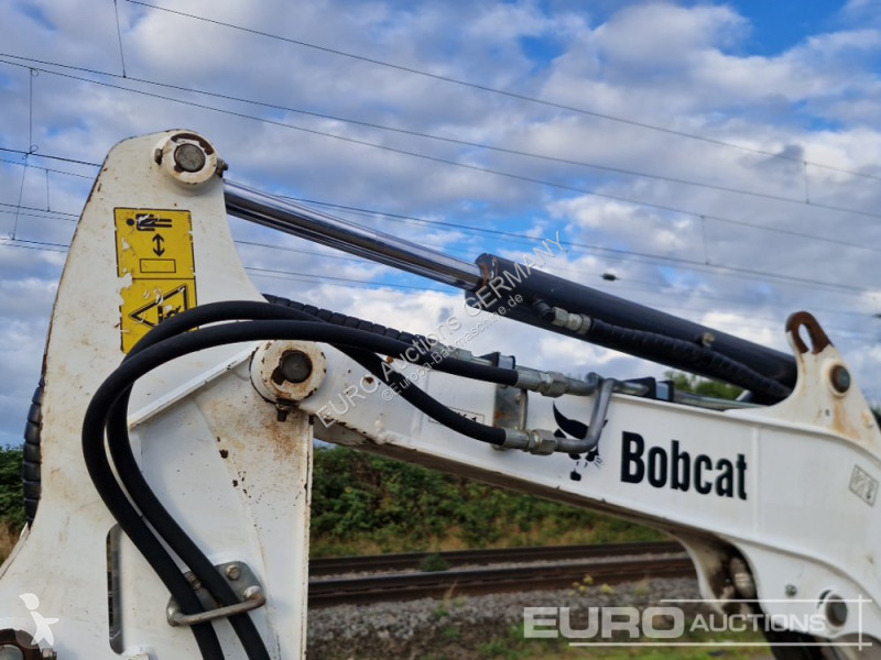 Bobcat E27 excavator