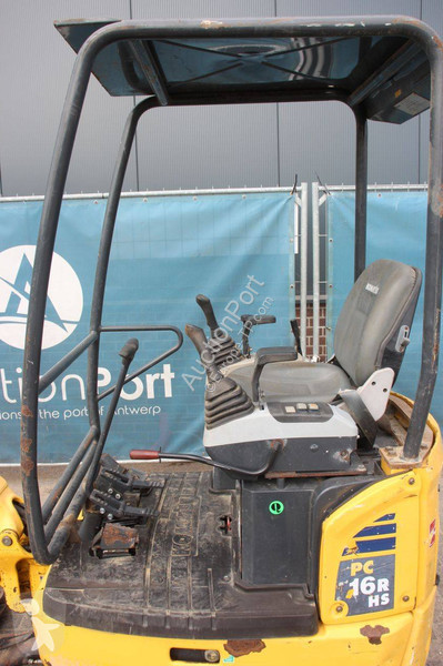 Екскаватор Komatsu PC16R-3HS