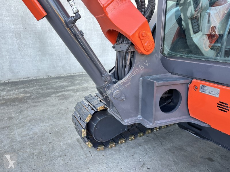 Pelle Kubota KX155-5