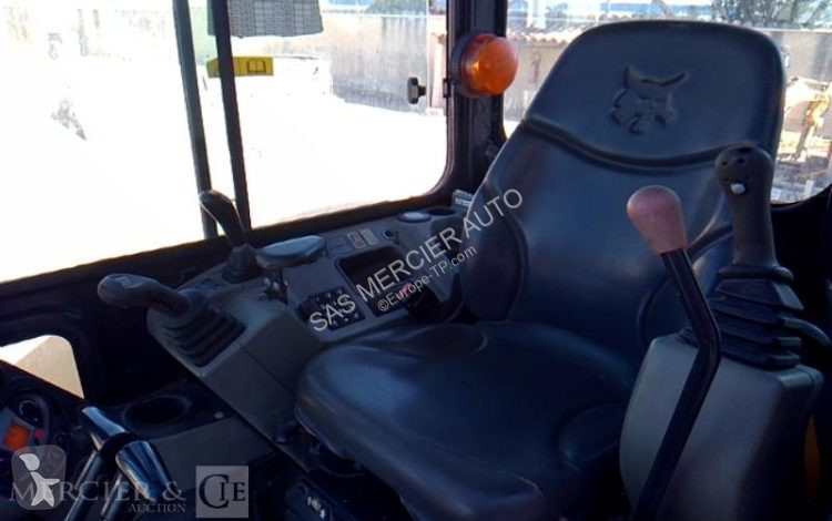 Экскаватор Bobcat e