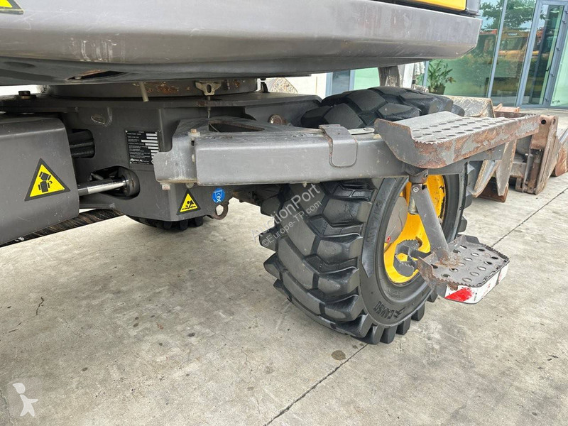 Экскаватор Mecalac