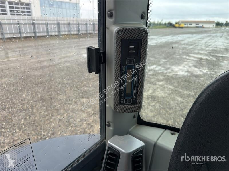 Escavadora Sunward SWE35UF Mini Excavator