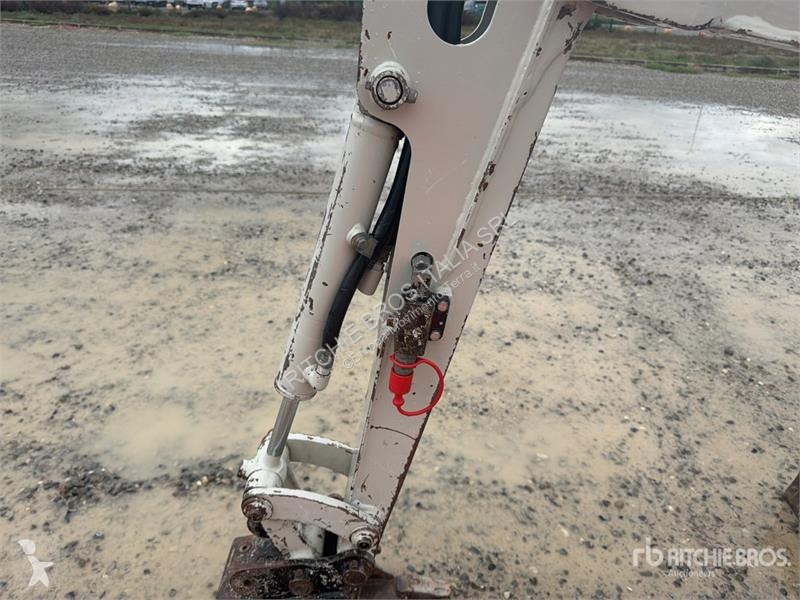 Экскаватор Takeuchi TB210R Mini Excavator