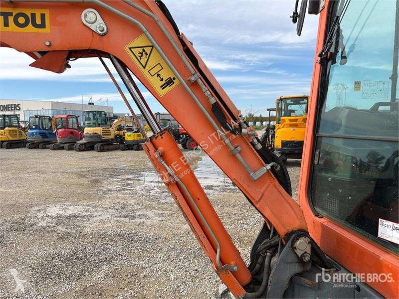 Escavadora Yanmar ViO33U Mini Excavator