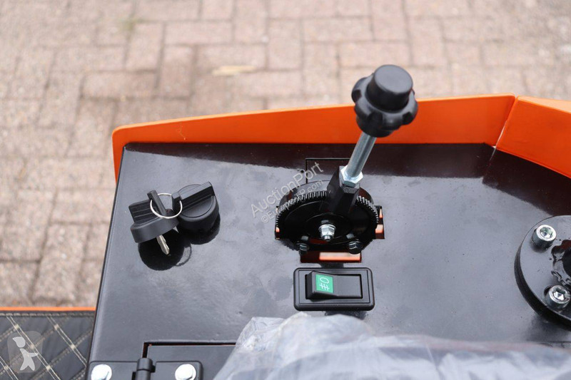 Kotrógép  XT12
