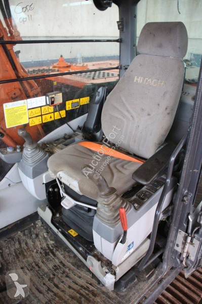 جرافة Hitachi 5B