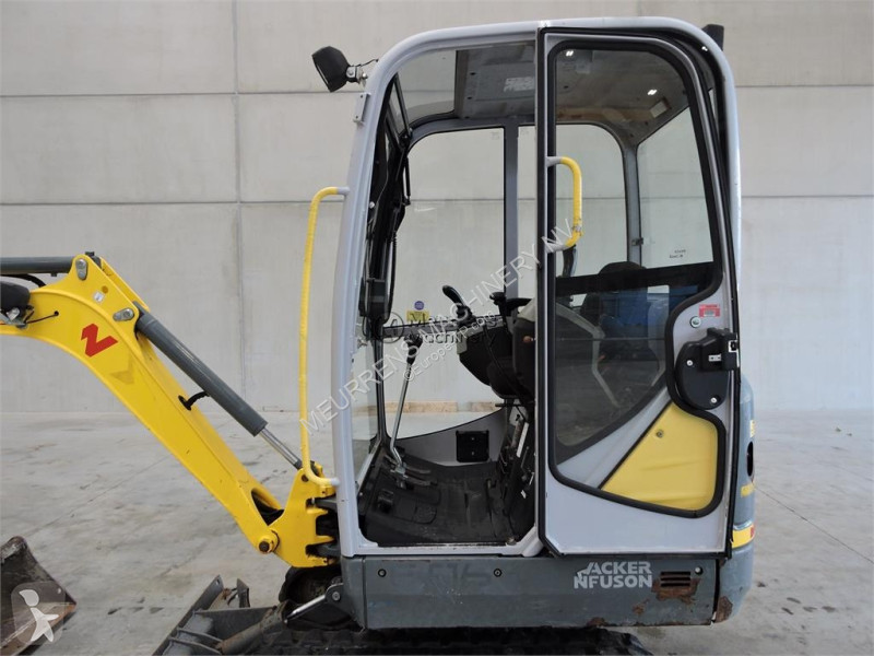 جرافة Wacker Neuson ET16