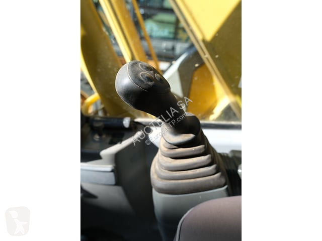 جرافة New Holland E135SR
