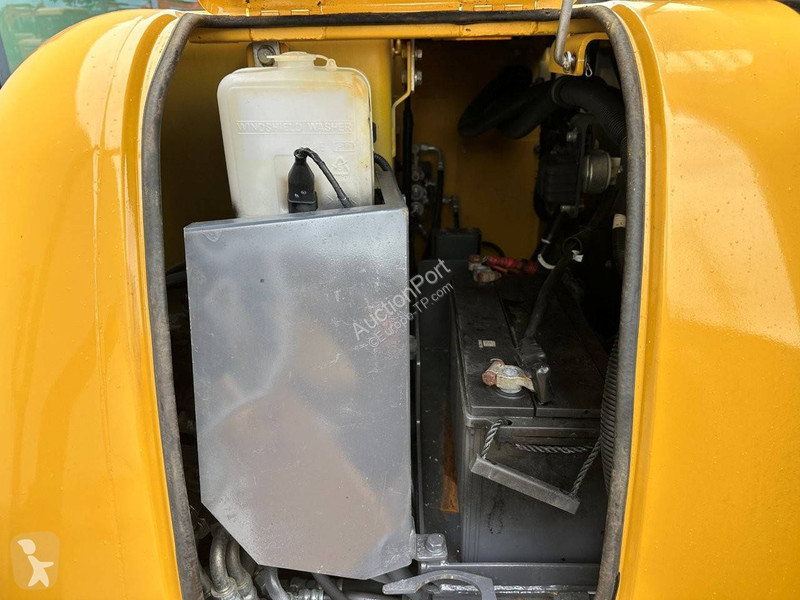 Skovel Komatsu 7