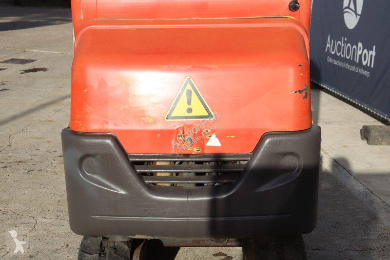 Pelle Volvo EC15B