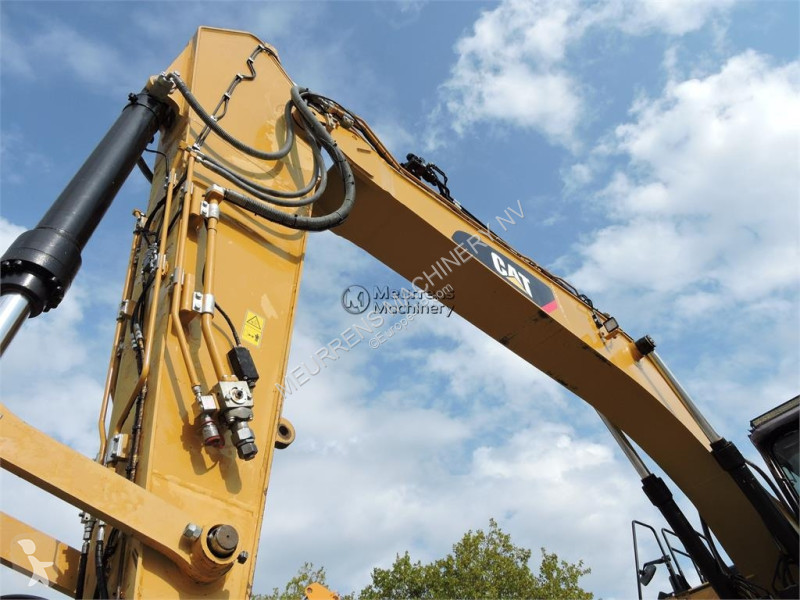 Pelle Caterpillar 330 F