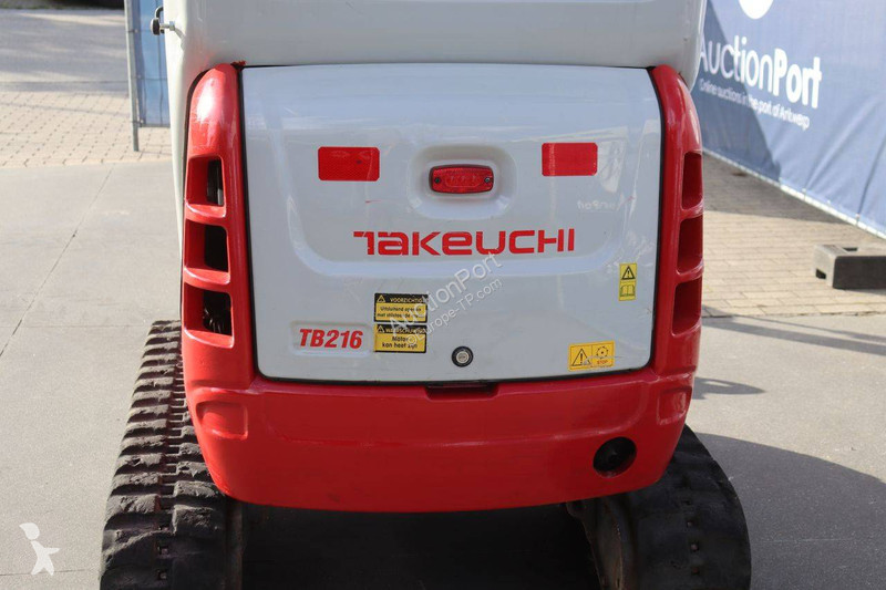 Rýpadlo Takeuchi TB216