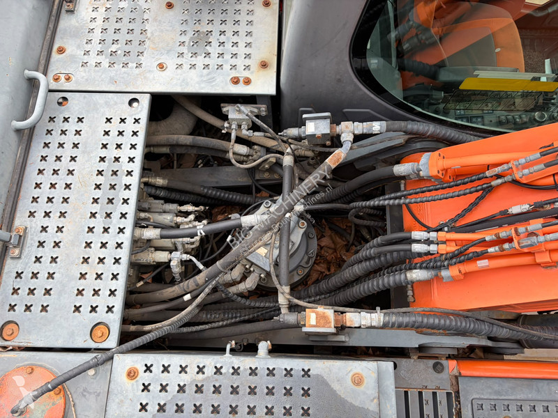 Pelle Doosan 5