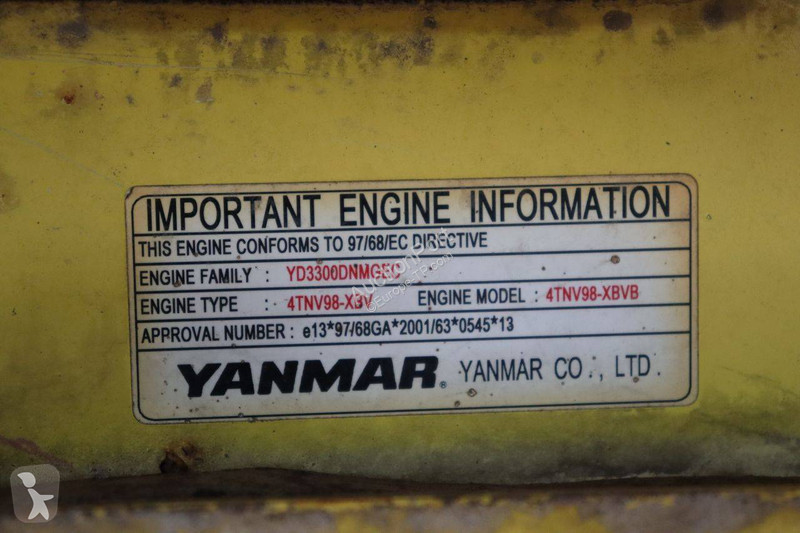 Pelle Yanmar B