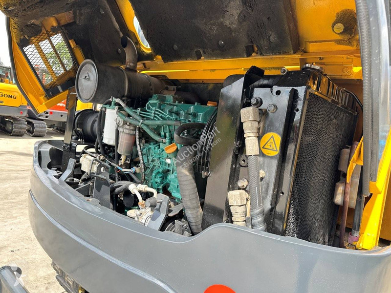Pelle Volvo EC60C