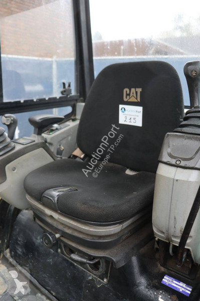Багер Caterpillar