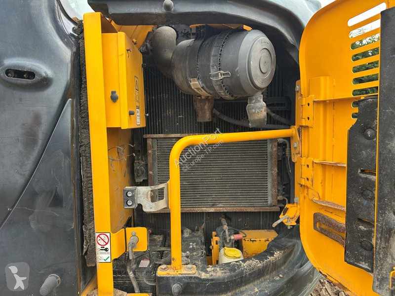 Pelle JCB LC