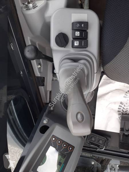 Pelle Hitachi ZX38 U6 CLR