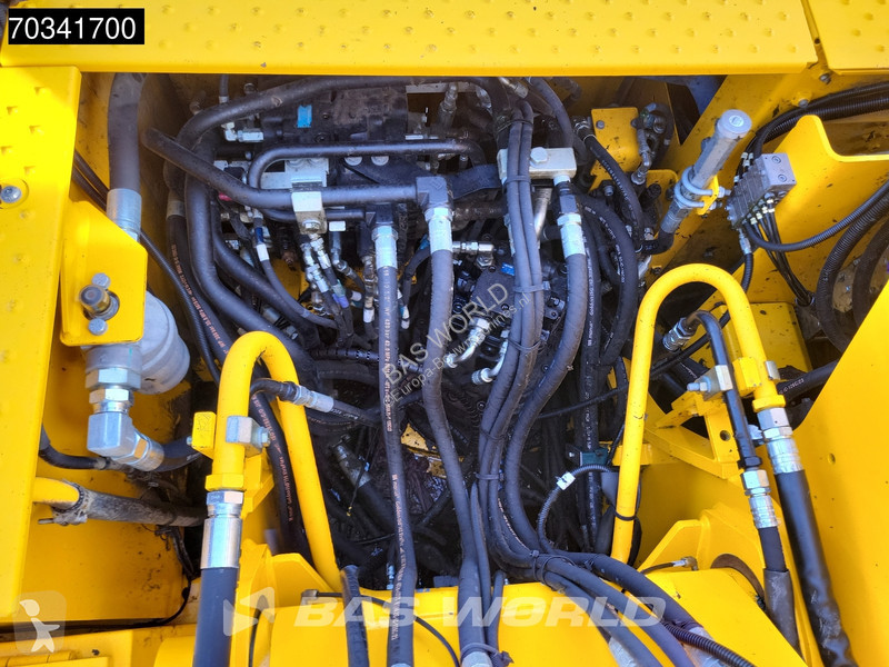 Pelle JCB JS175 Lift Cabin