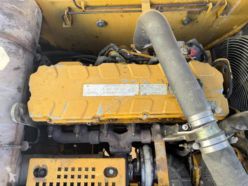 Багер Caterpillar - Good overall condition!