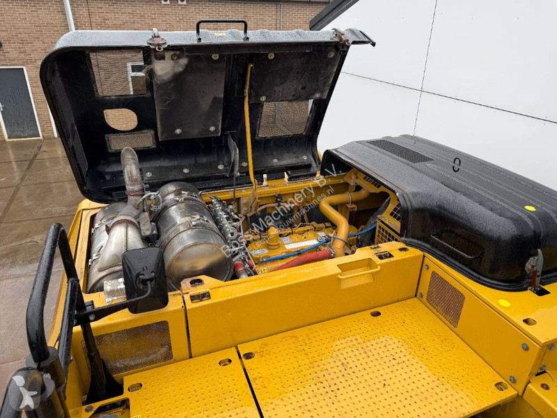 Excavator Caterpillar FLN - German / OilQuick /...