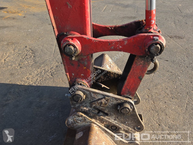 جرافة Yanmar ViO25-4