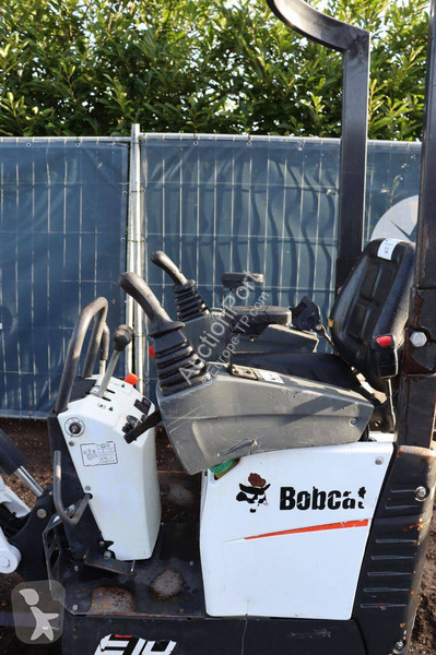 Багер Bobcat Z