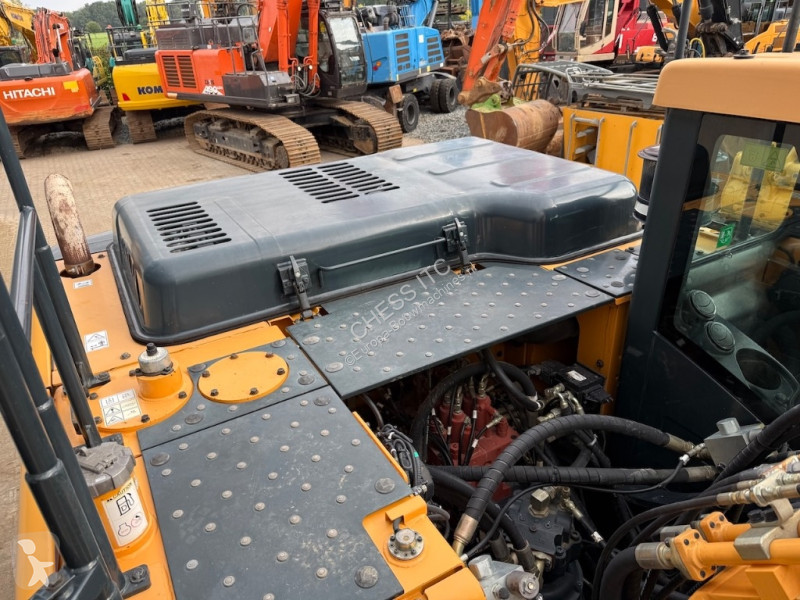 جرافة Hyundai 260 NL - 260 L - 220 L -  L