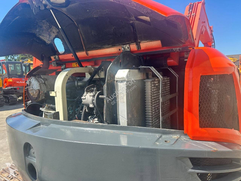 Багер Kubota KX185-3