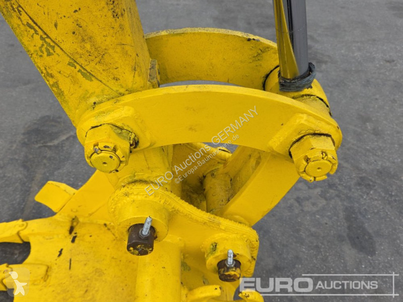 جرافة Wacker Neuson EZ38