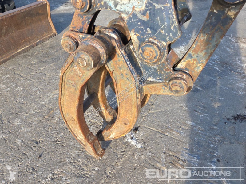Excavator Komatsu PC28UU-2