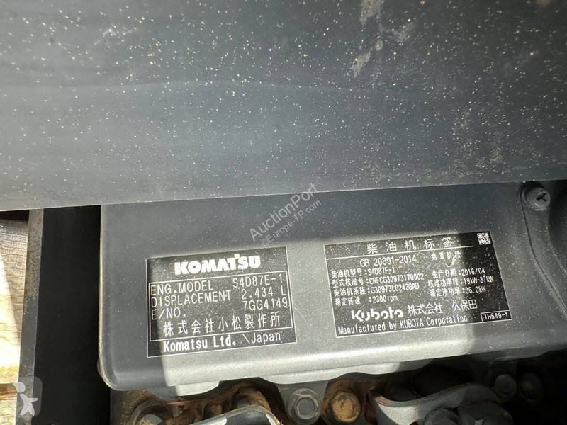 Escavadora Komatsu 7