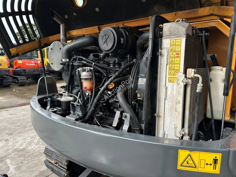 Escavadora Hyundai HX55